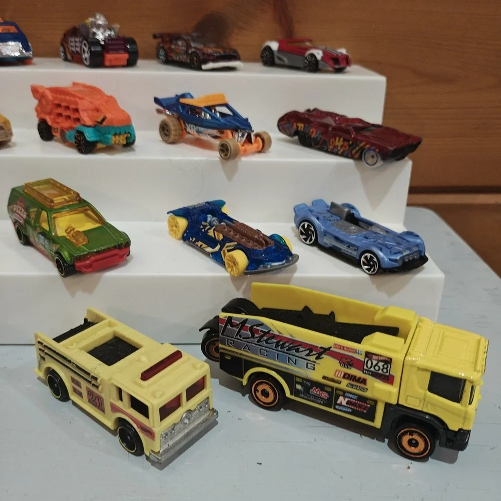19 Piece Modern 2000-2026 Hot Wheels Funny Unrealistic Cars Loose Bundle Lot